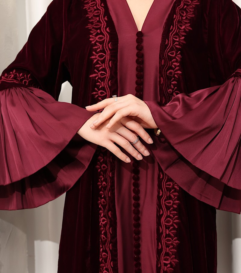 Zulal Two-Piece Burgundy Velvet Kaftan with Pleated Sleeves | House of Shopie