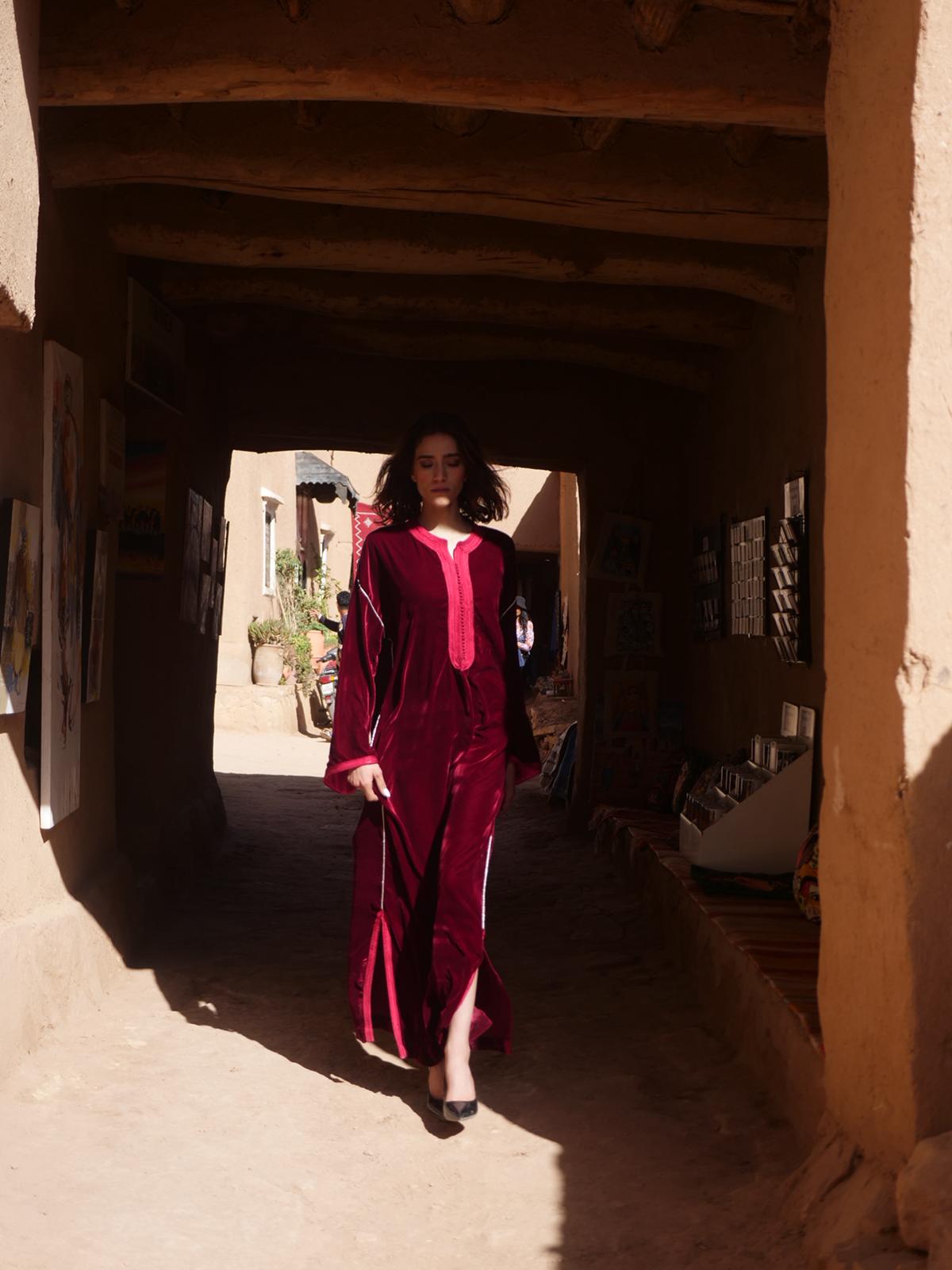Elegant Red & Pink Moroccan Kaftan – Dalia