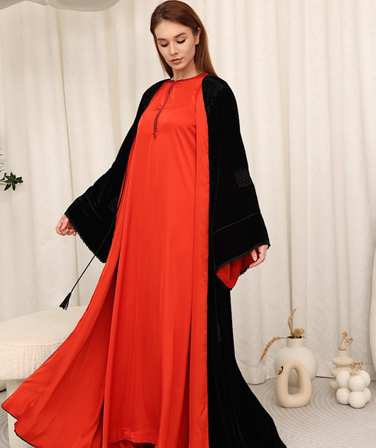 Zulal Two-Piece Velvet Kaftan Set - Black & Red | House of Shopie