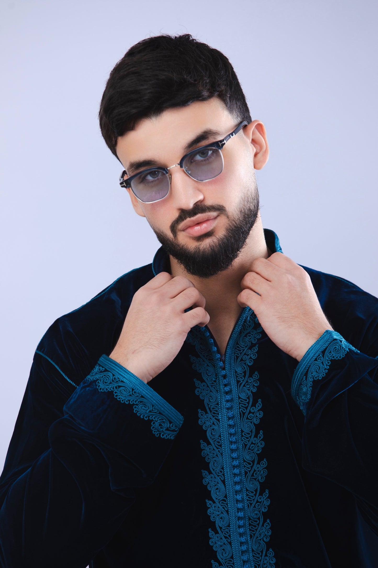 Elegant Deep Blue Men’s Jabador