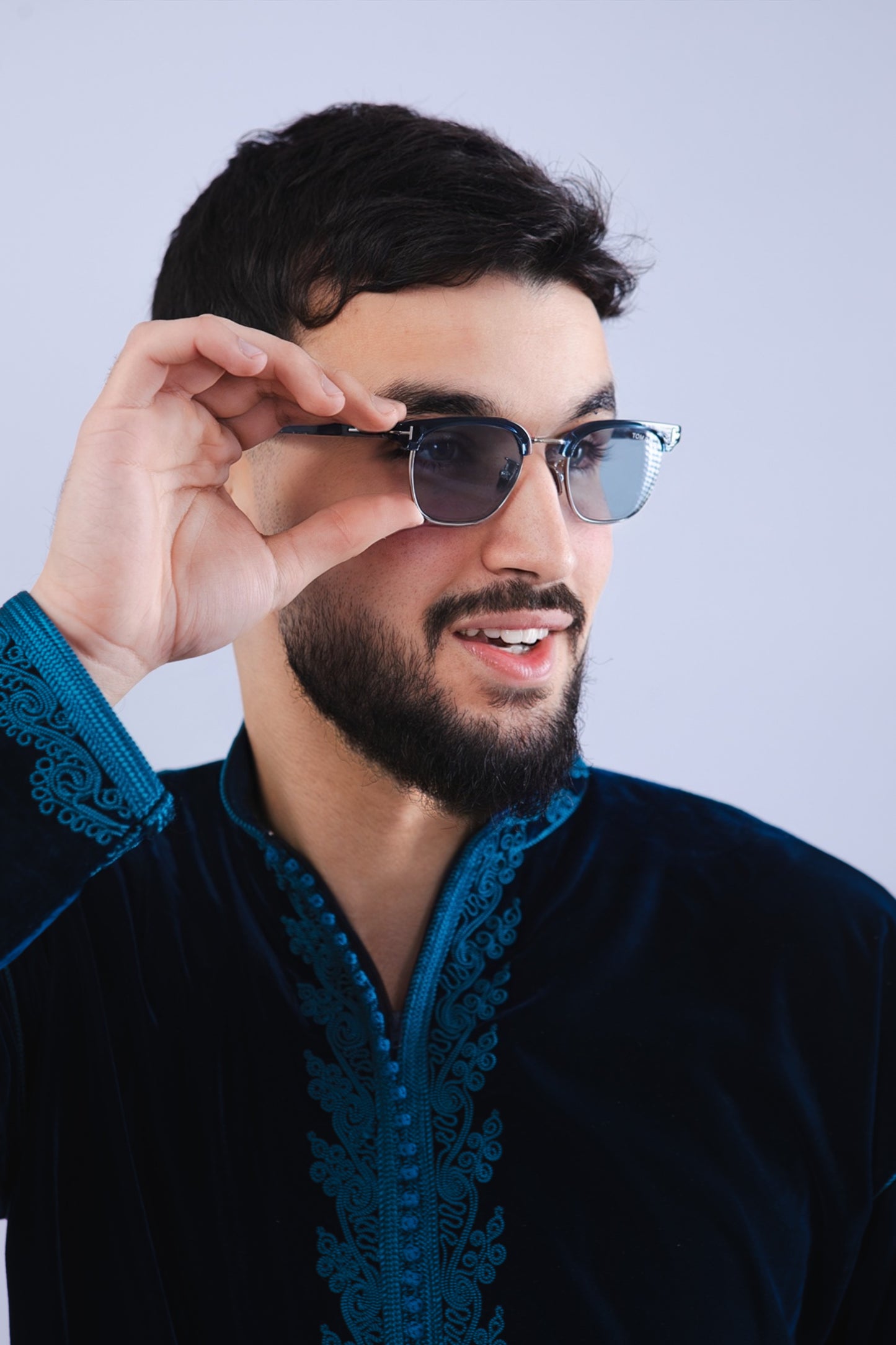 Elegant Deep Blue Men’s Jabador
