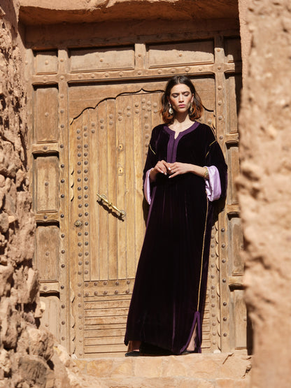 The Violet Bloom – Dalia Kaftan