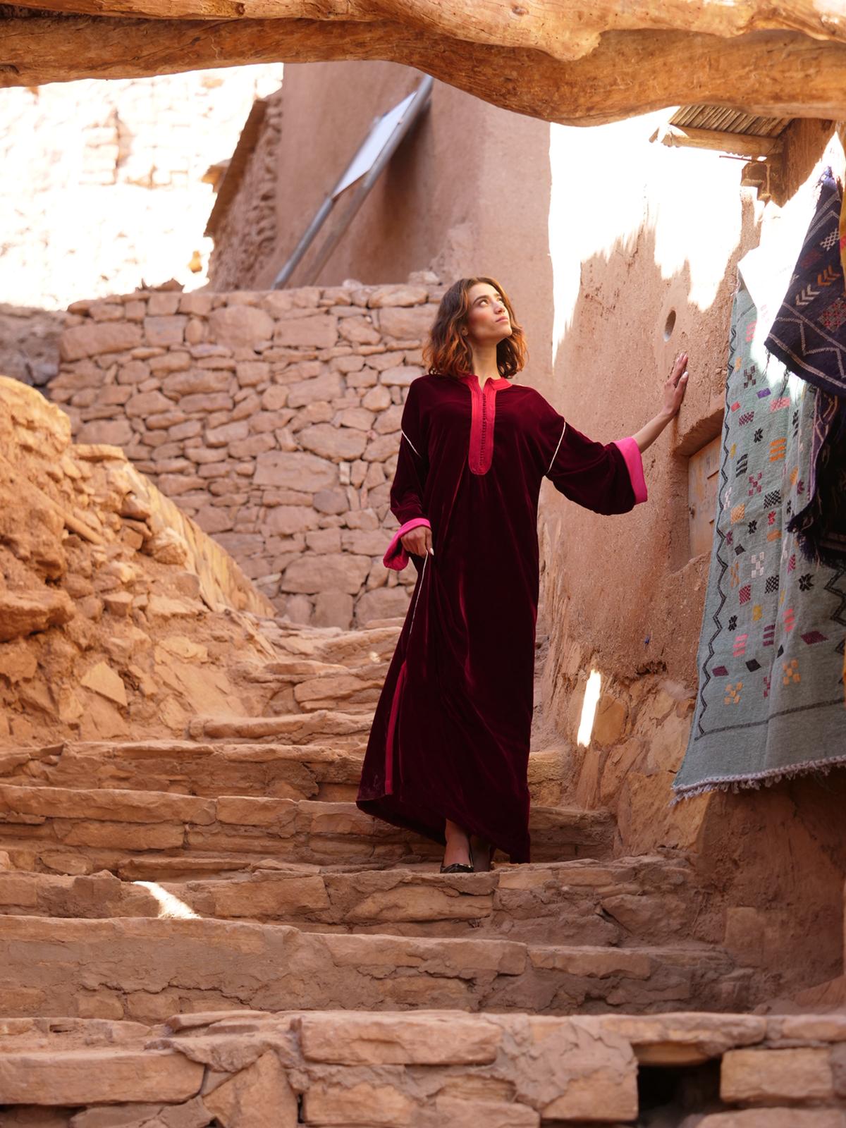 Elegant Red & Pink Moroccan Kaftan – Dalia