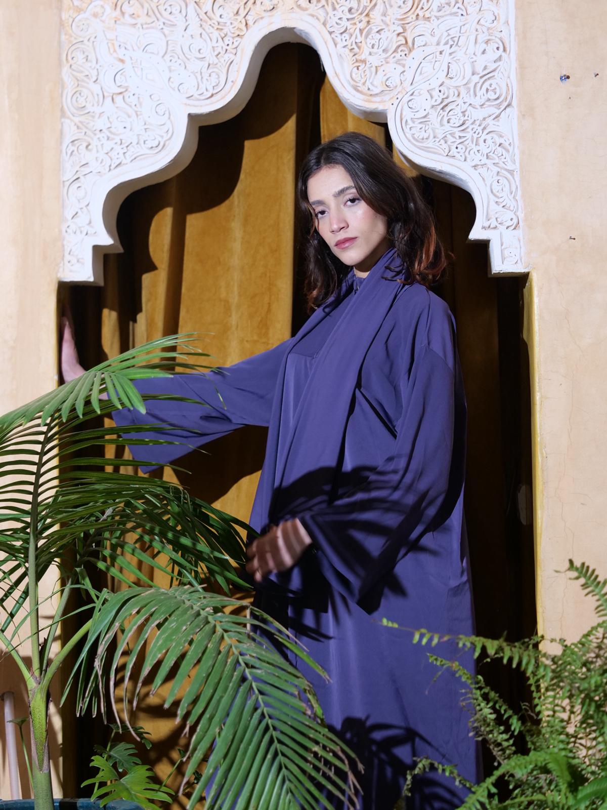 Indigo abaya that flows with serenity and grace – House of Sophie